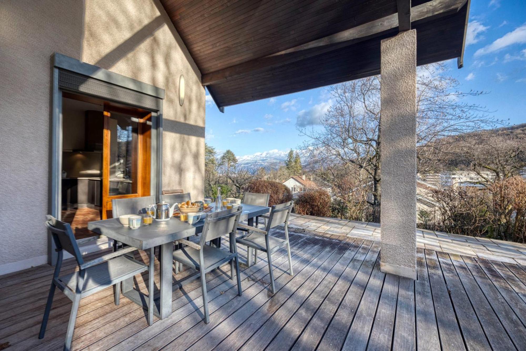 Seyssinet #Hp La Maison Des Lilas Large Family House Sleeps 12 Garden מראה חיצוני תמונה